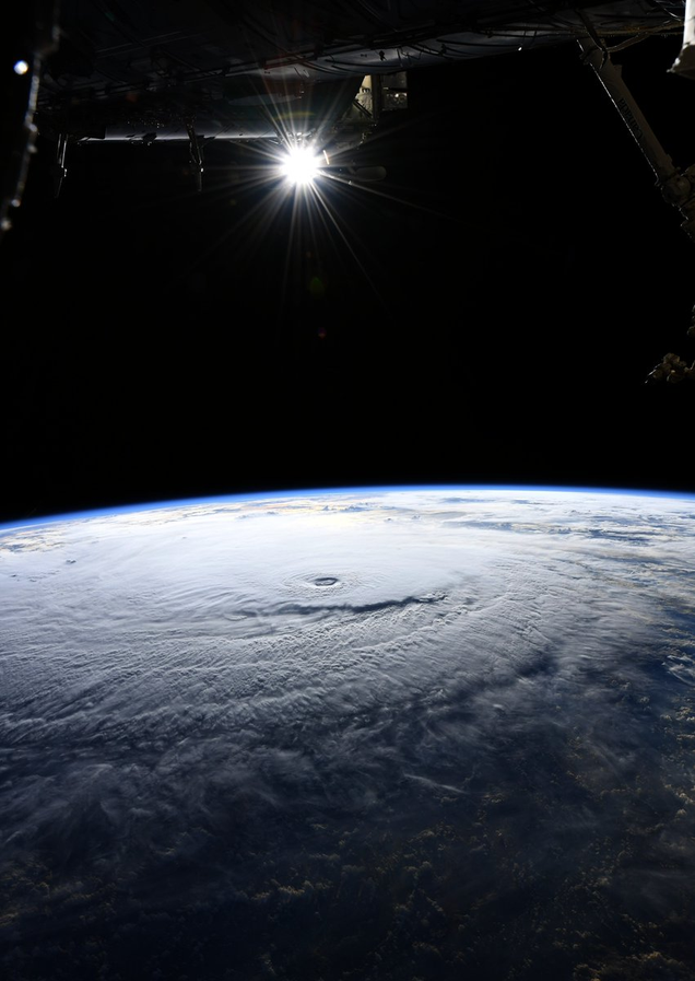 Illustration for article titled Así se ve el huracán Lane desde el espacio, una implacable tormenta a 250 kilómetros por hora